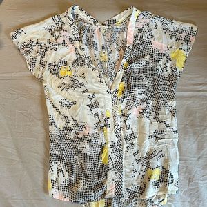 LA MADE blouse with flutter sleeves